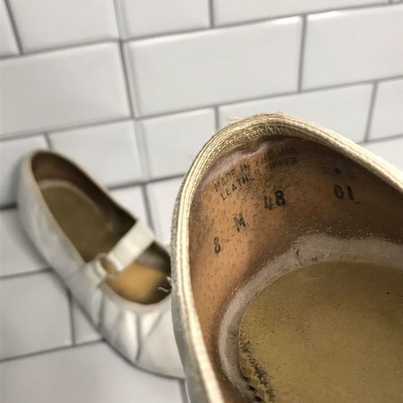 VINTAGE COAST SHOES Size 8 White Dance/Theater Shoes With Original Box; Preloved - Picture 7 of 10